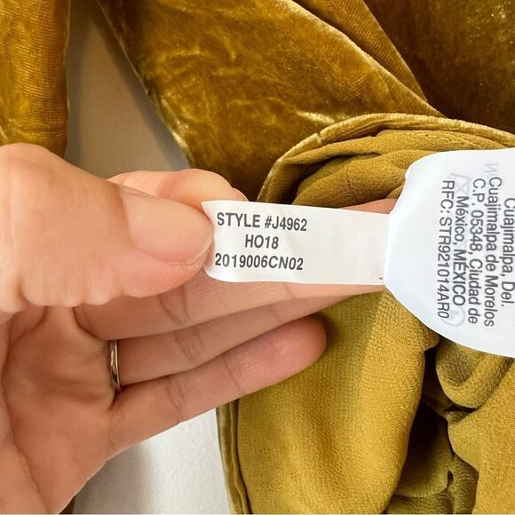 J. Crew Faux Wrap Velvet Long Sleeve Blouse Size 2 in Mustard Yellow - Picture 11 of 11
